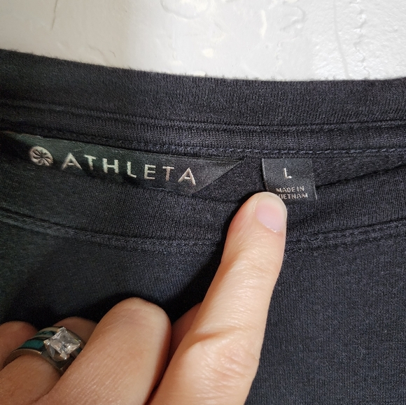 Athleta Black Soft Oversize Sweater Size Large - Picture 7 of 9